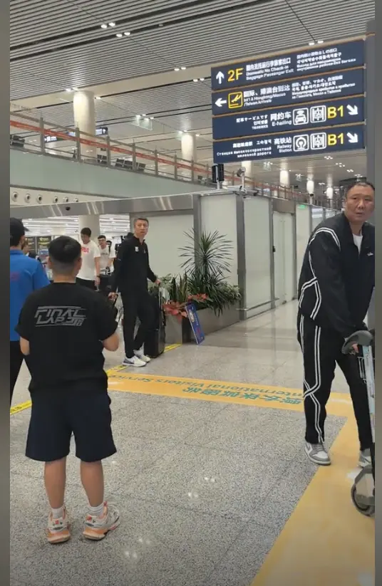 男篮大部队