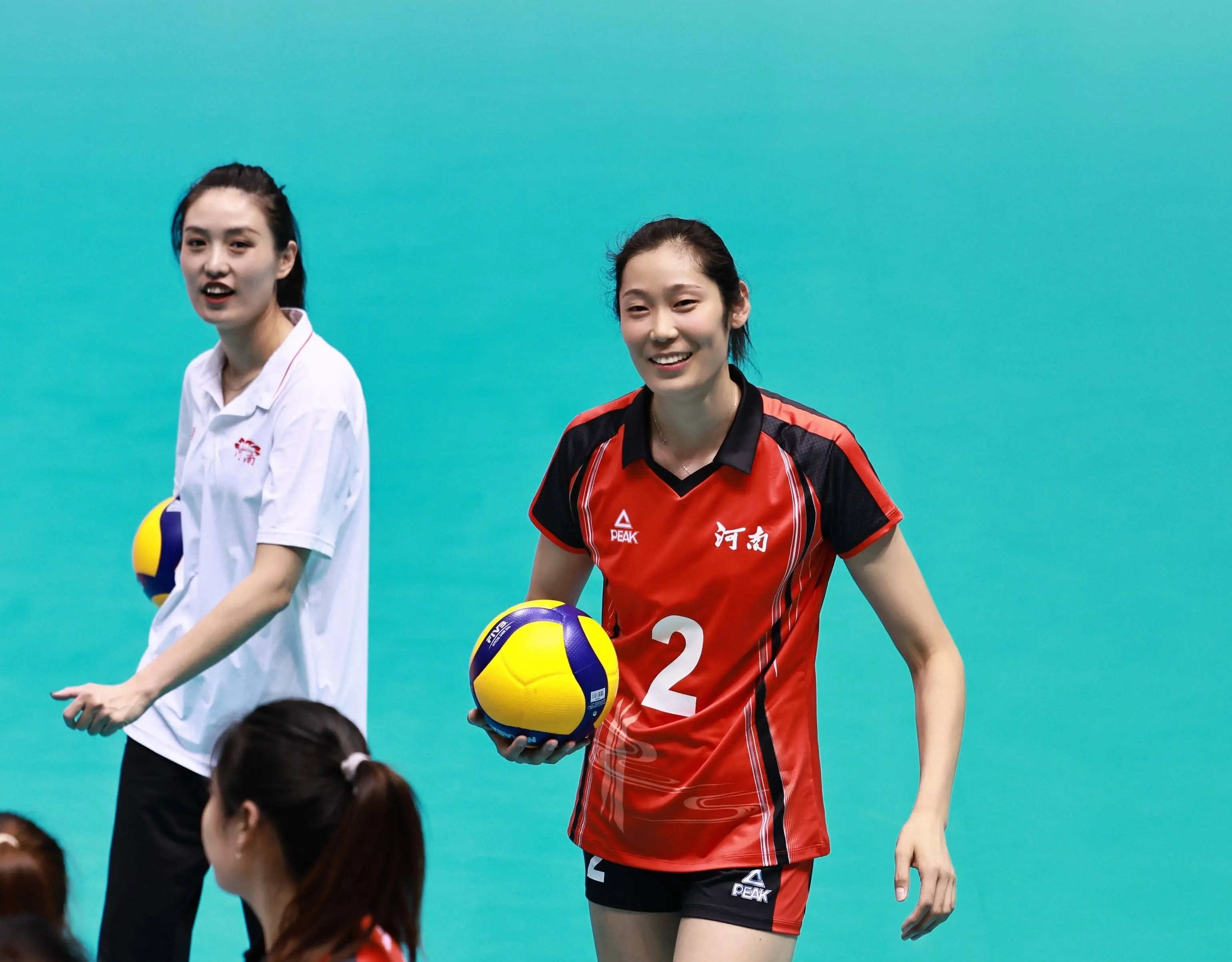 人员配备上 人员配备上